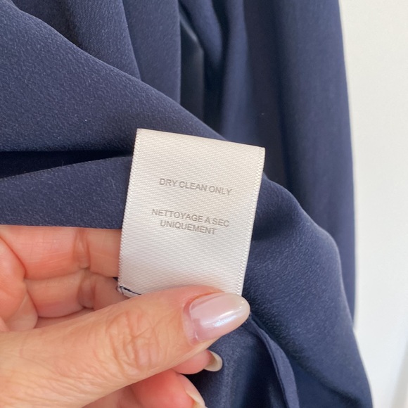 100% silk Joie blouse - Picture 7 of 7